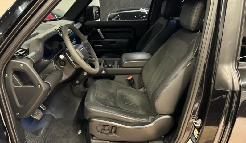 
Land Rover Defender 2022 full									