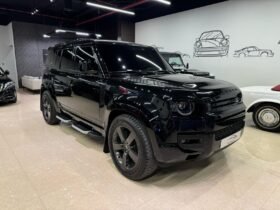 Land Rover Defender 2023