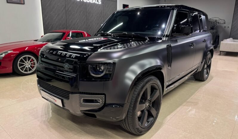 
Land Rover Defender 2023 full									