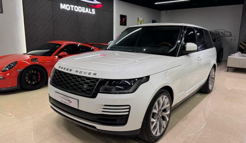 
Land Rover Range Rover Vogue Supercharged 2018 full									