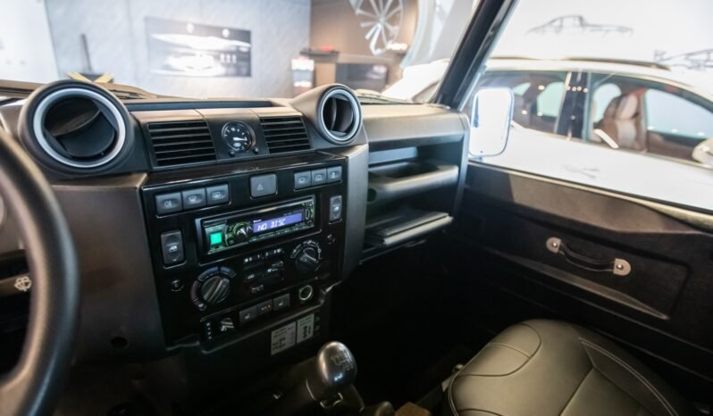 
Land Rover Defender 2016 full									