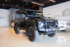 Land Rover Defender 2016