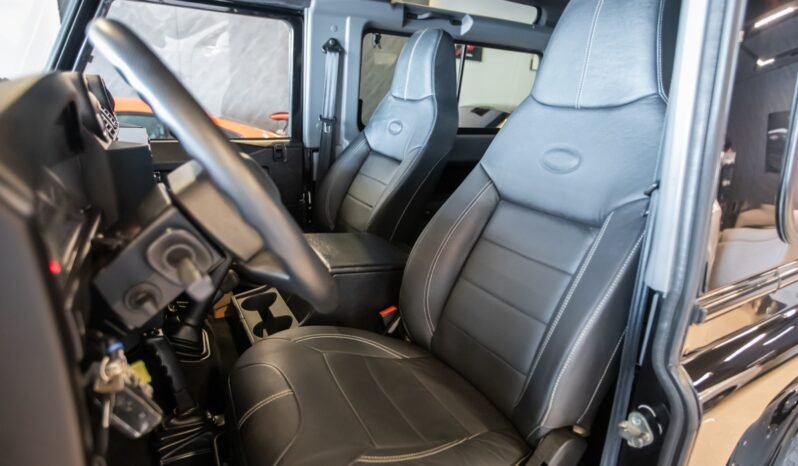 
Land Rover Defender 2016 full									