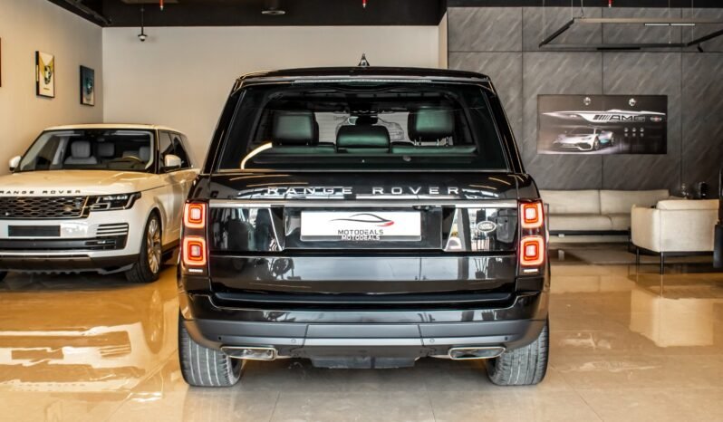 
Land Rover Range Rover Vogue Supercharged 2022 full									