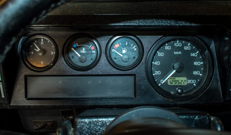 
Land Rover Defender 110 2005 full									