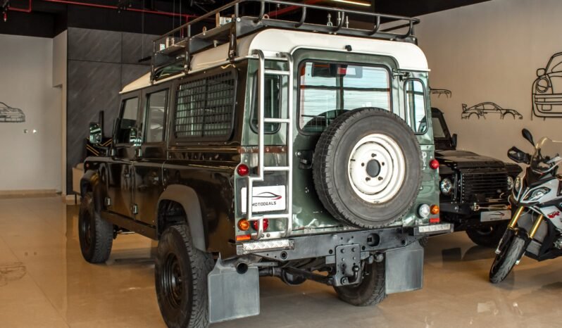 
Land Rover Defender 110 2005 full									