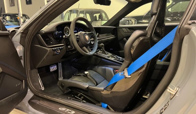 
Porsche Porsche 992 GT3 2024 full									