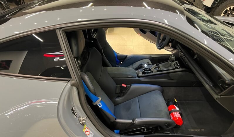 
Porsche Porsche 992 GT3 2024 full									