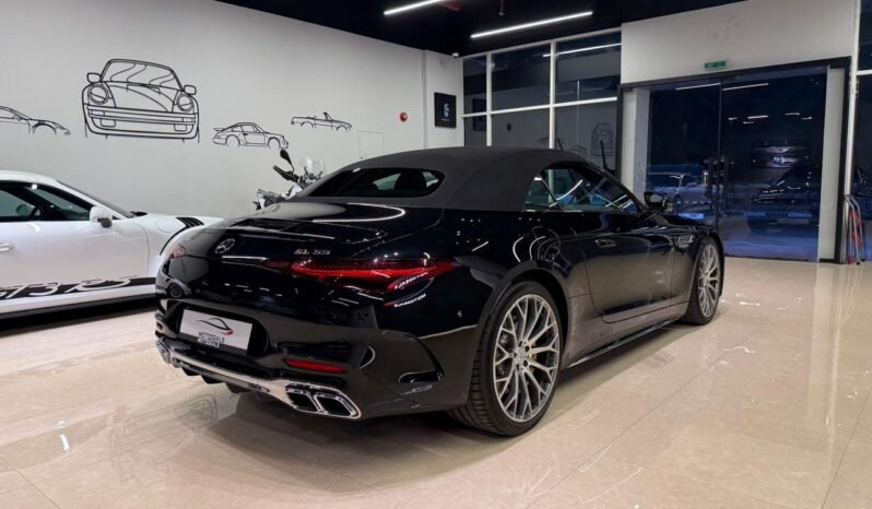 
Mercedes-Benz SL63 AMG 2023 full									