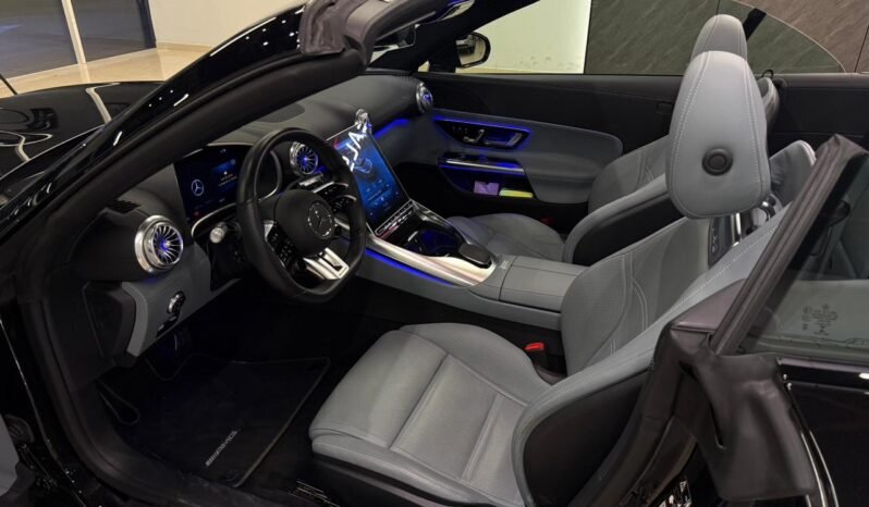 
Mercedes-Benz SL63 AMG 2023 full									