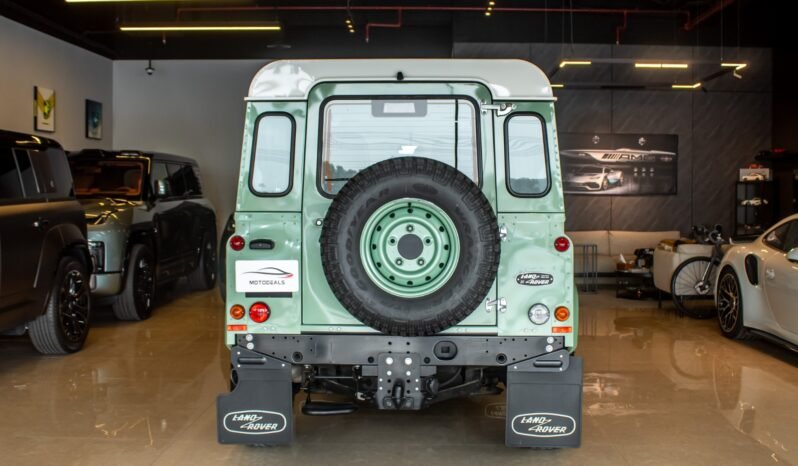 
Land Rover Defender Heritage Edition 2016 full									