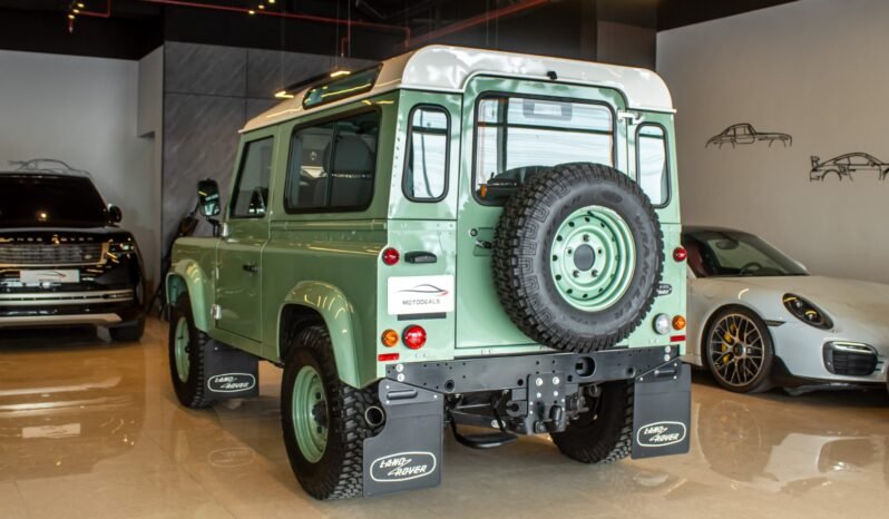
Land Rover Defender Heritage Edition 2016 full									