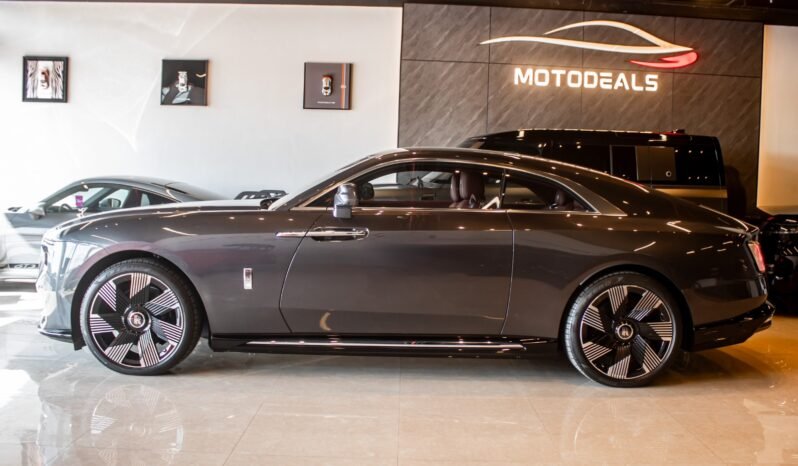 
Rolls-Royce Spectre 2025 full									