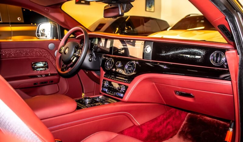 
Rolls-Royce Spectre 2025 full									