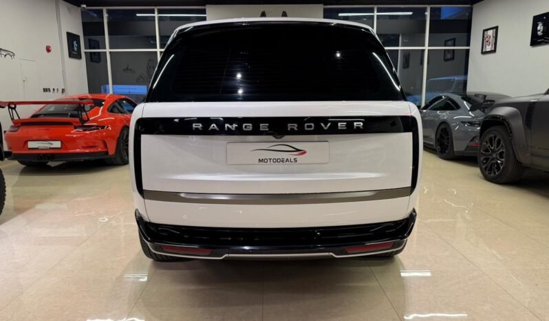 
Land Rover Range Rover Vogue SE P360 2024 full									