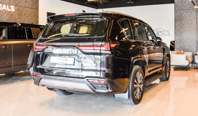 
Lexus LX600 2024 full									