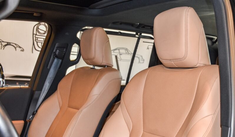 
Lexus LX600 2024 full									