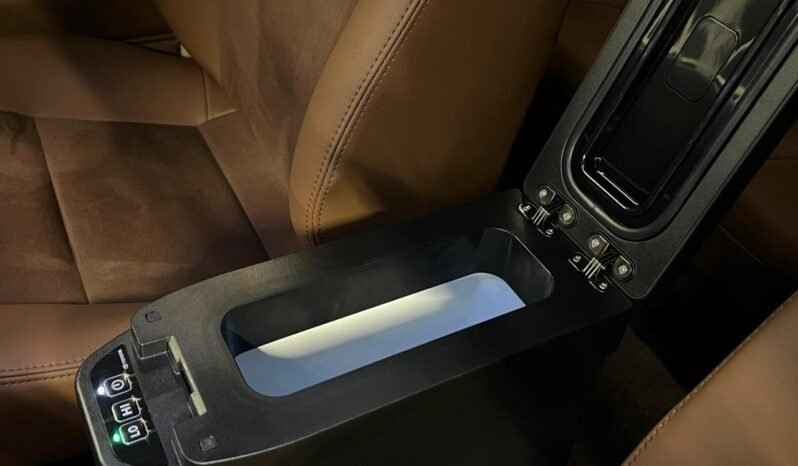 
Toyota Land Cruiser 70 LX 2024 full									