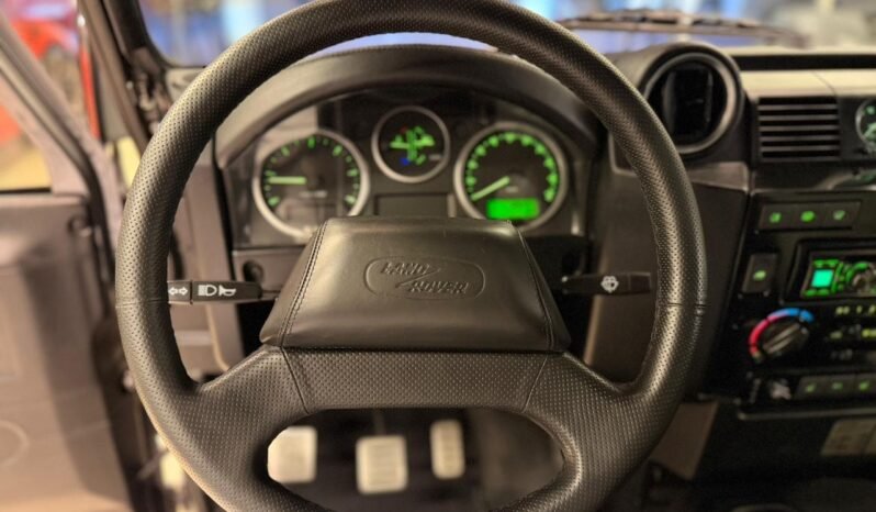 
Land Rover Defender 2016 full									