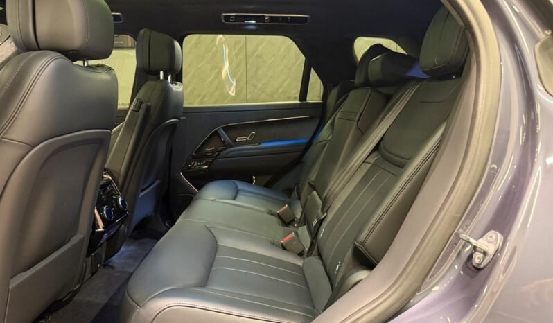 
Land Rover Range Rover Sport P530 First Edition 2023 full									