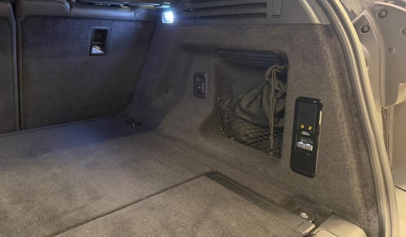 
Land Rover Range Rover Sport P530 First Edition 2023 full									