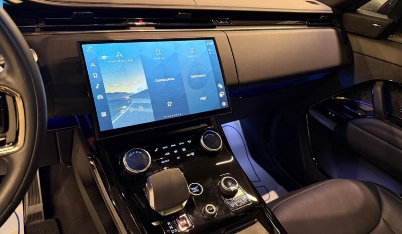 
Land Rover Range Rover Sport P530 First Edition 2023 full									