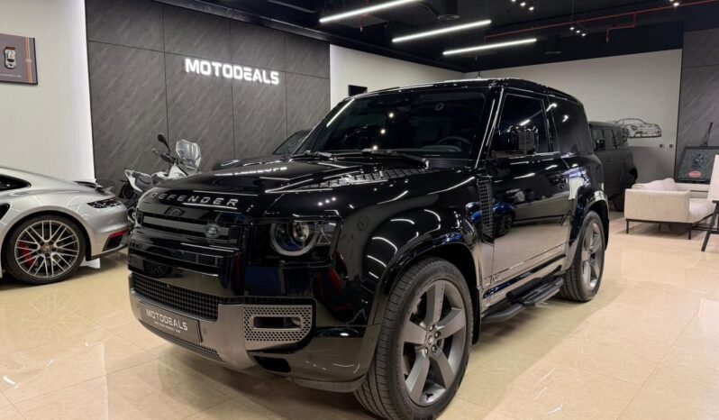 
Land Rover Defender 90 P525 2025 full									