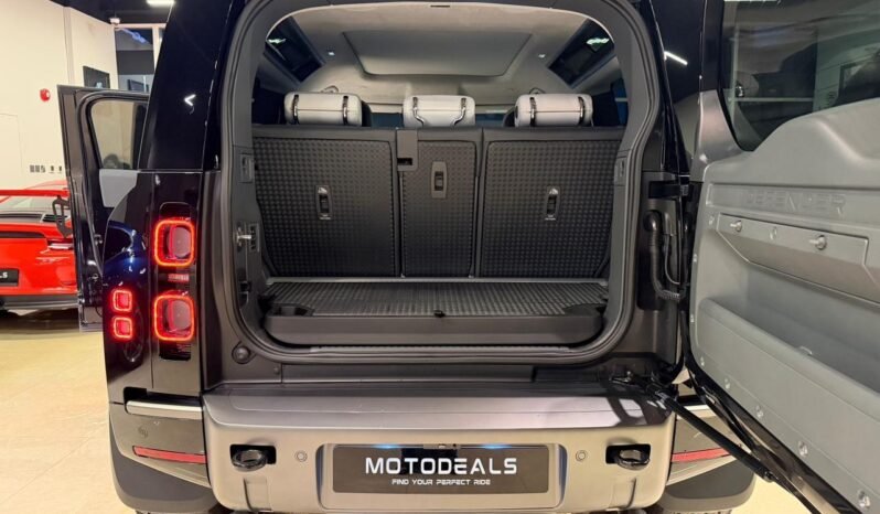 
Land Rover Defender 90 P525 2025 full									