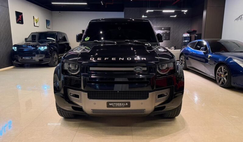 
Land Rover 110 X-Dynamic HSE 2025 full									