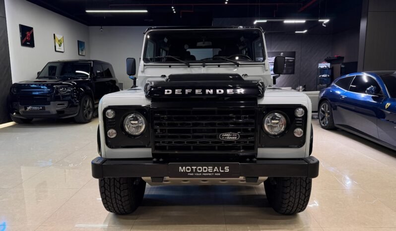 
Land Rover Defender 90 2016 full									