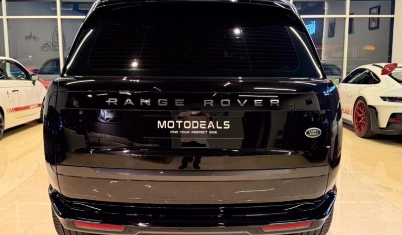 
Land Rover Range Rover HSE P530 2022 full									