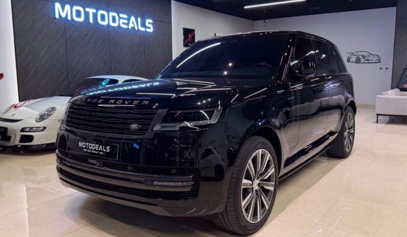 
Land Rover Range Rover HSE P530 2022 full									