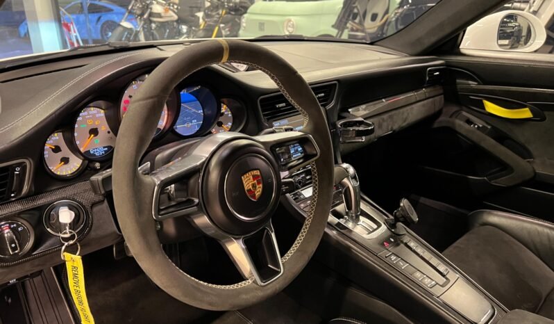 
Porsche 911 GT3 RS 2016 full									