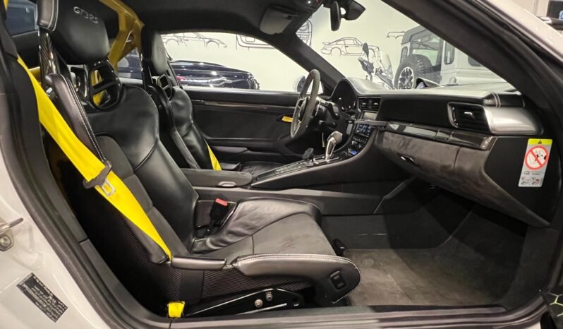 
Porsche 911 GT3 RS 2016 full									