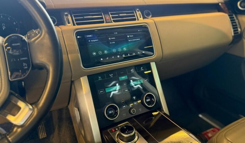 
Land Rover Range Rover HSE 2020 full									