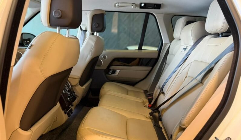 
Land Rover Range Rover HSE 2020 full									