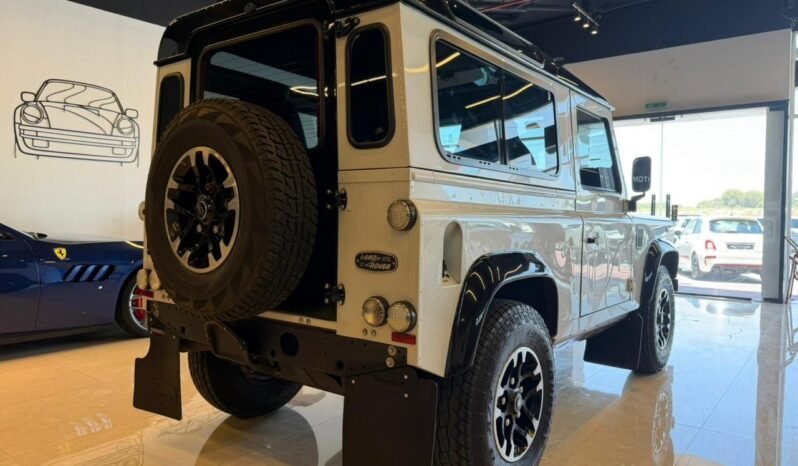 
Land Rover Defender 90 2016 full									
