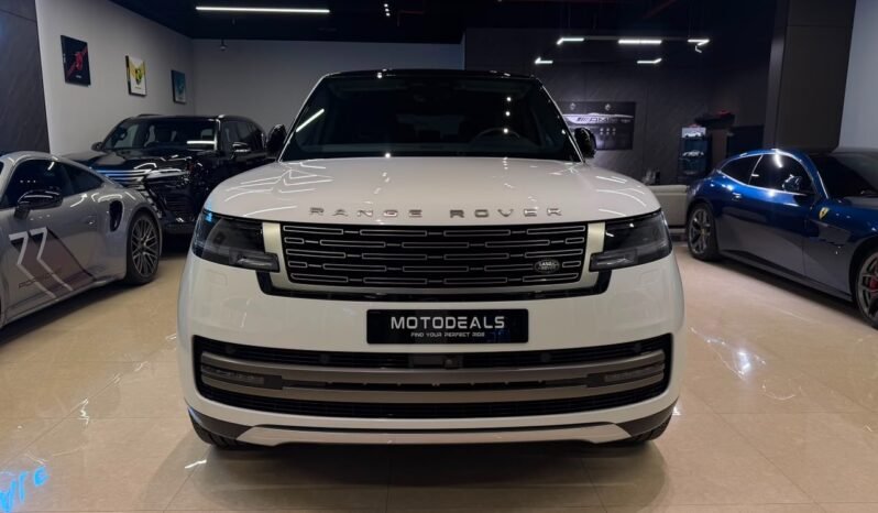 
Land Rover Range Rover SE P530 2025 full									
