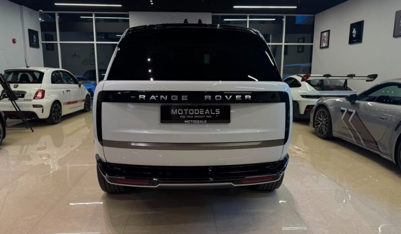 
Land Rover Range Rover SE P530 2025 full									