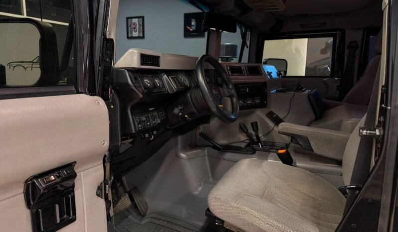 
Hummer H1 Wagon 1997 full									