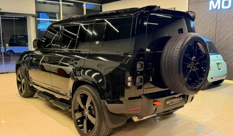 
Land Rover Defender 110 X P400 2024 full									