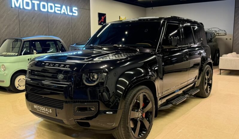
Land Rover Defender 110 X P400 2024 full									