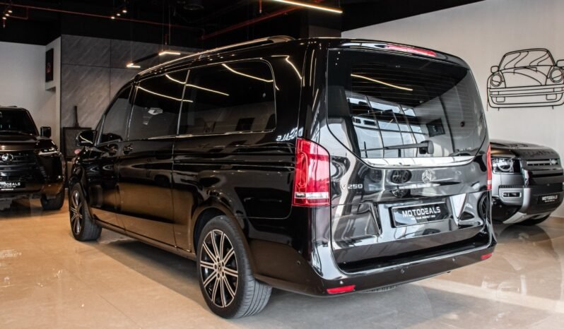 
Mercedes-Benz V-Class V 250 2020 full									